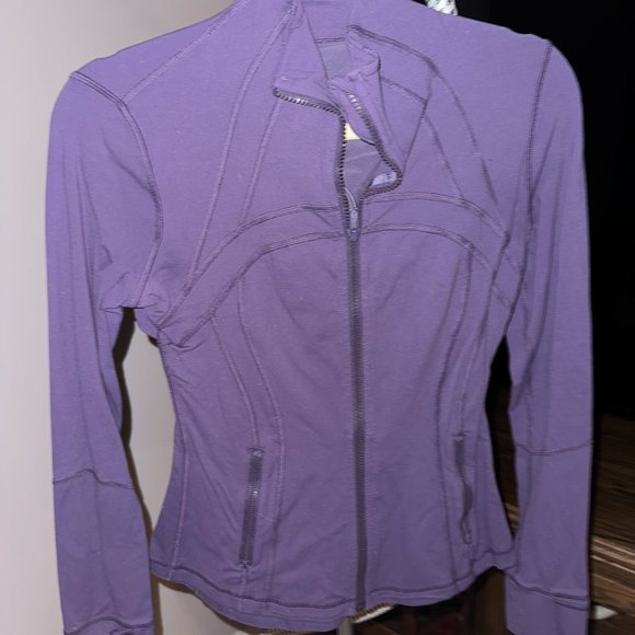 Lululemon Define Jacket, size 6 - Picture 4 of 4